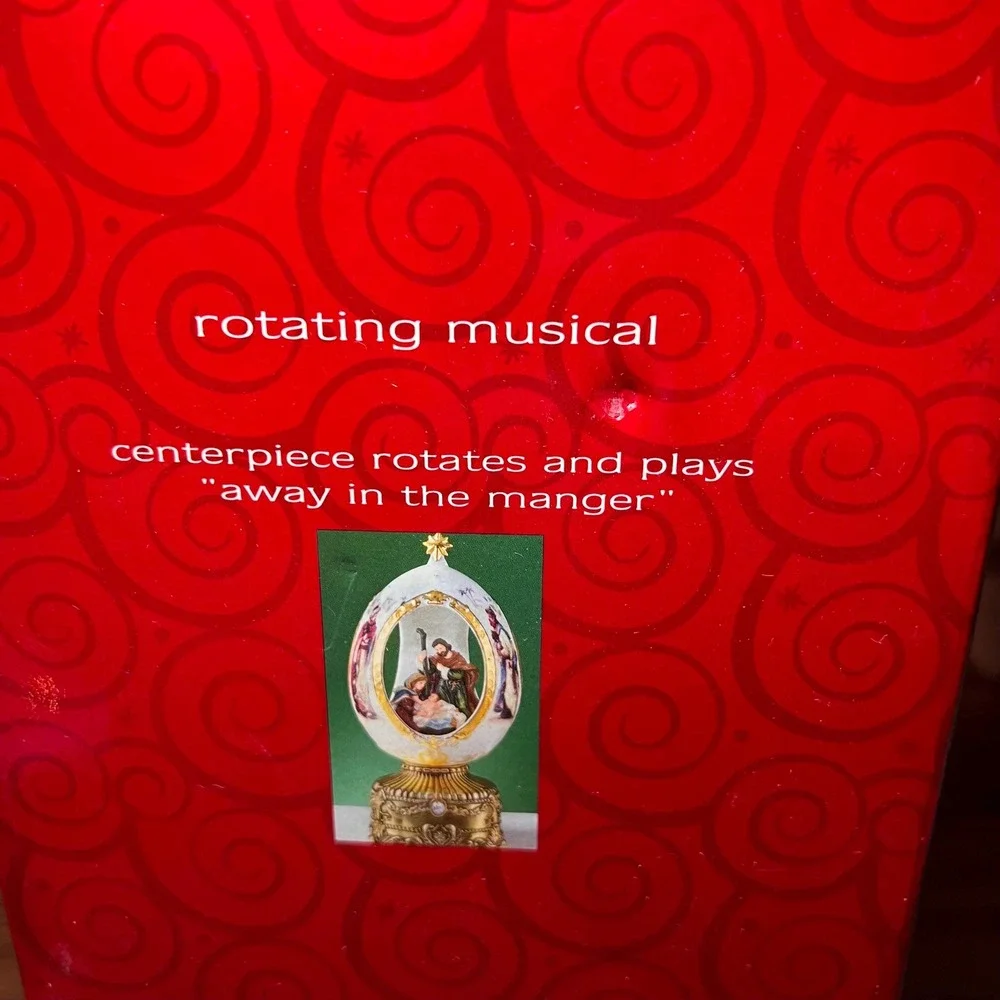 VTG 2003 Musical Nativity Egg Rotating Holy Family Christmas Away in a Manger